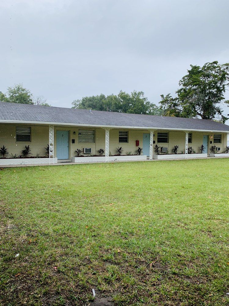 Conant Apartments / 7154 - 7166 Conant Avenue, Jacksonville, FL 32210: 7154-7166 Conant Ave, Jacksonville, FL, 32210